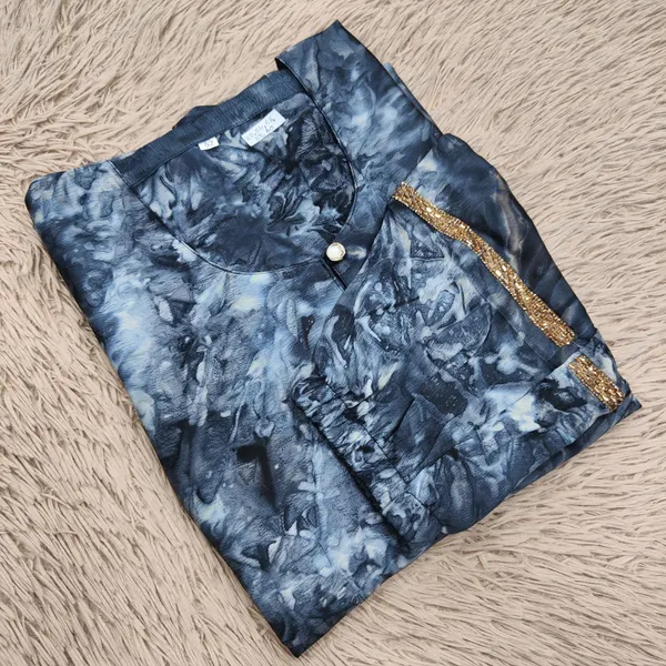 Burka with Designer Sleeves – Stylish Sleeve Pattern | BK148