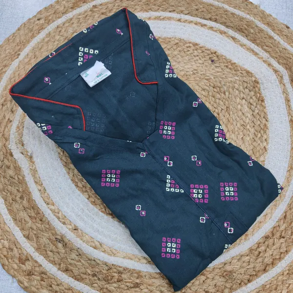 Premium Rajwadi Cotton Collar Neck Nighty | NT3815