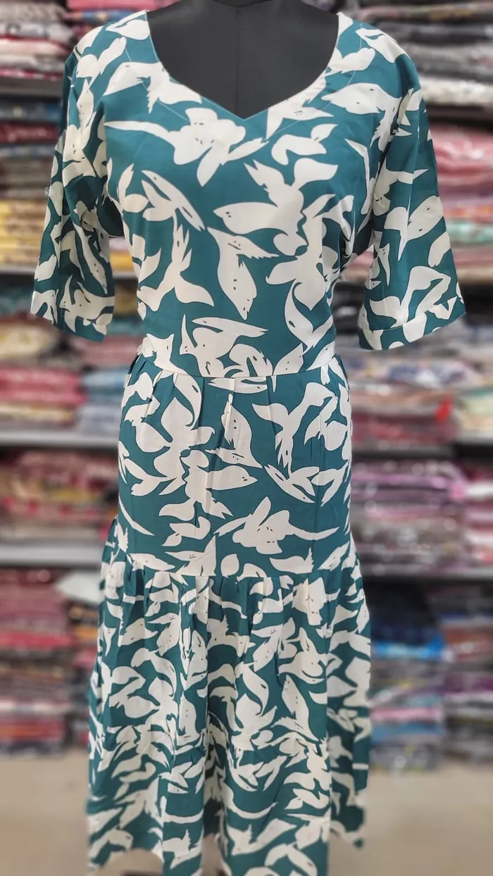 Premium Rayon Layered Gown | AK1109